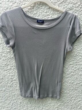 Splendid Scoop Neck Short Sleeve Tee — Grey